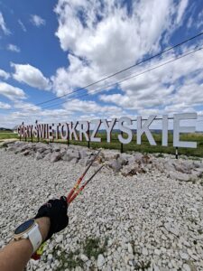 Góry Świętokrzyskie i kije firmy LEKI, Nordicwalkerka